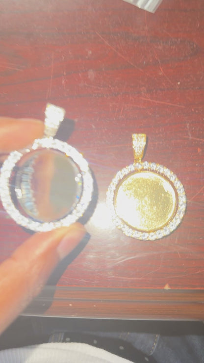 CIRCLE PENDANT